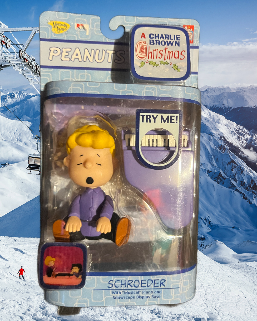 Peanuts Gang Memory Lane Collection Schroeder with his Piano never opened